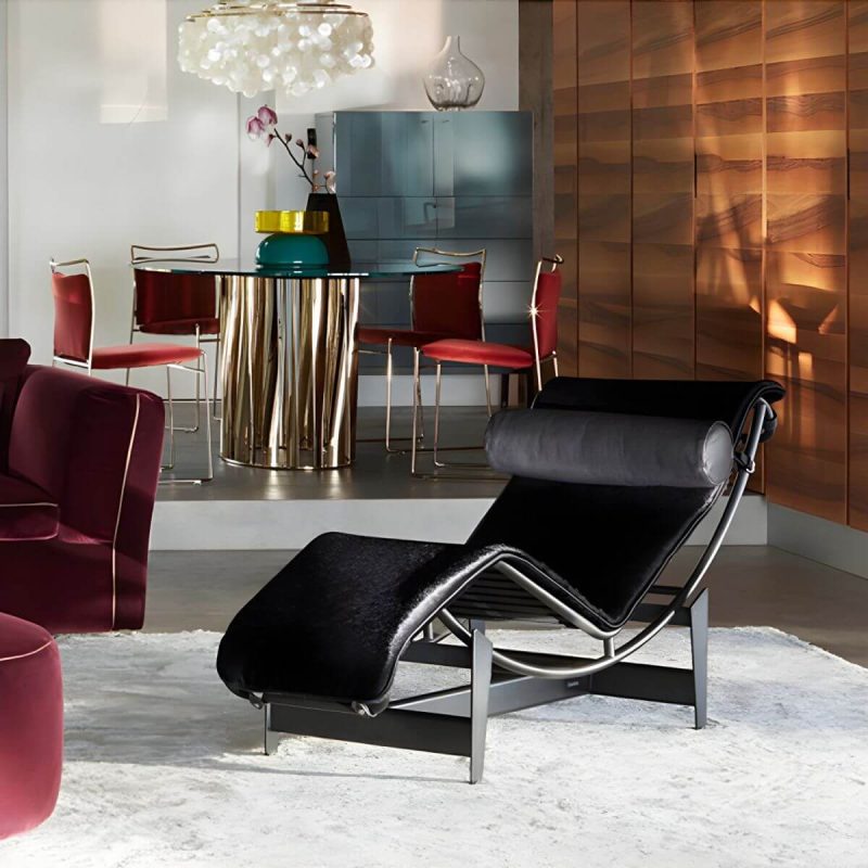"Ergonomic Metal Recliner with Legs, Ideal for Modern Style and Small Spaces - Gray Genuine Fur"